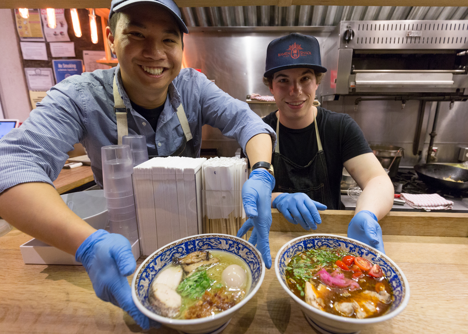 Serving Ramen - Photo by kano vuong